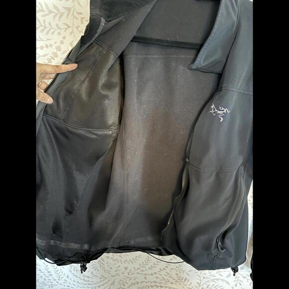 Arc'teryx Men's Active Softshell Jacket - Black - READ DESC - Picture 5 of 6